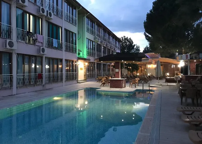 Oskar Hotel 3*