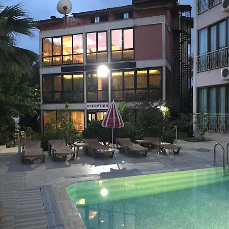 Oskar Hotel