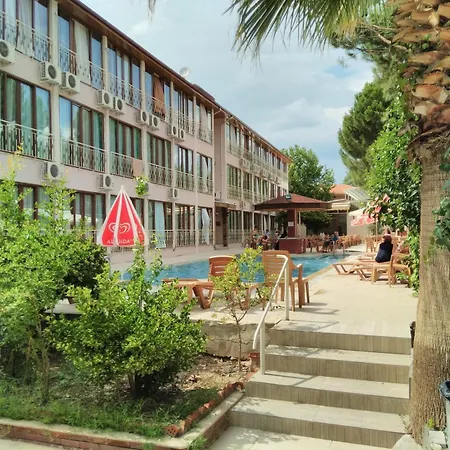Oskar Hotel