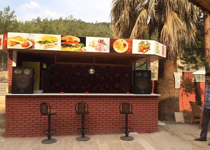 מלון Oskar פמוקלה